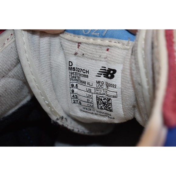 New Balance 327 Sneakers Team Red Blue MS327CH Men's US Size 9.5 Suede Running - Picture 9 of 9